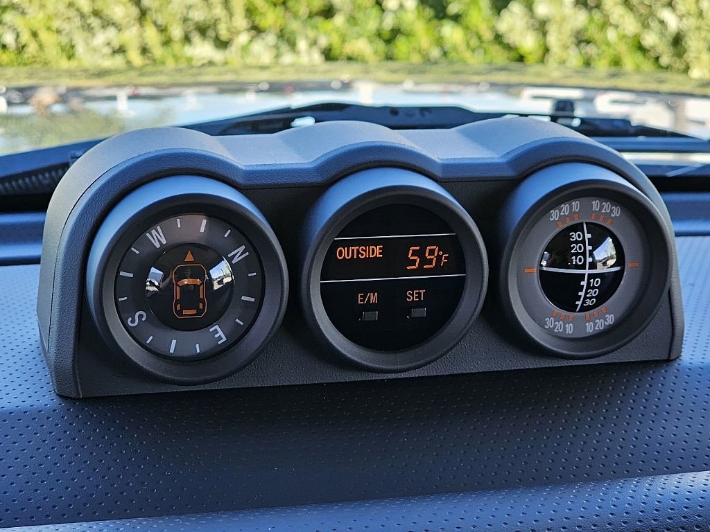 Used 2014 Toyota FJ Cruiser 4WD w/ Upgrade Package image 41