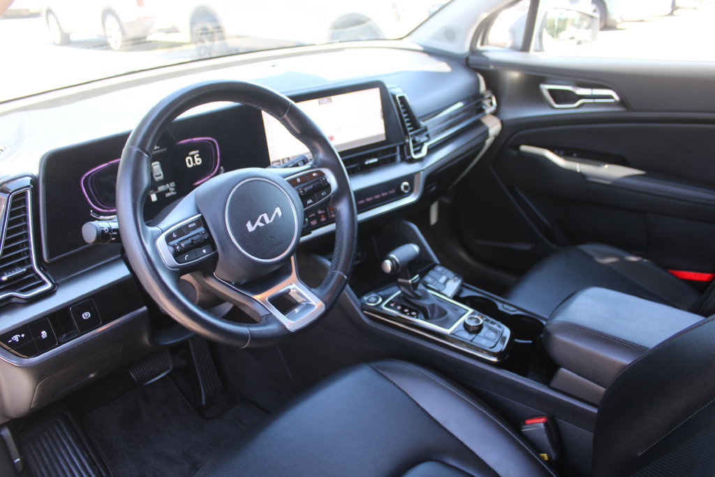 Certified 2025 Kia Sportage EX FWD image 21