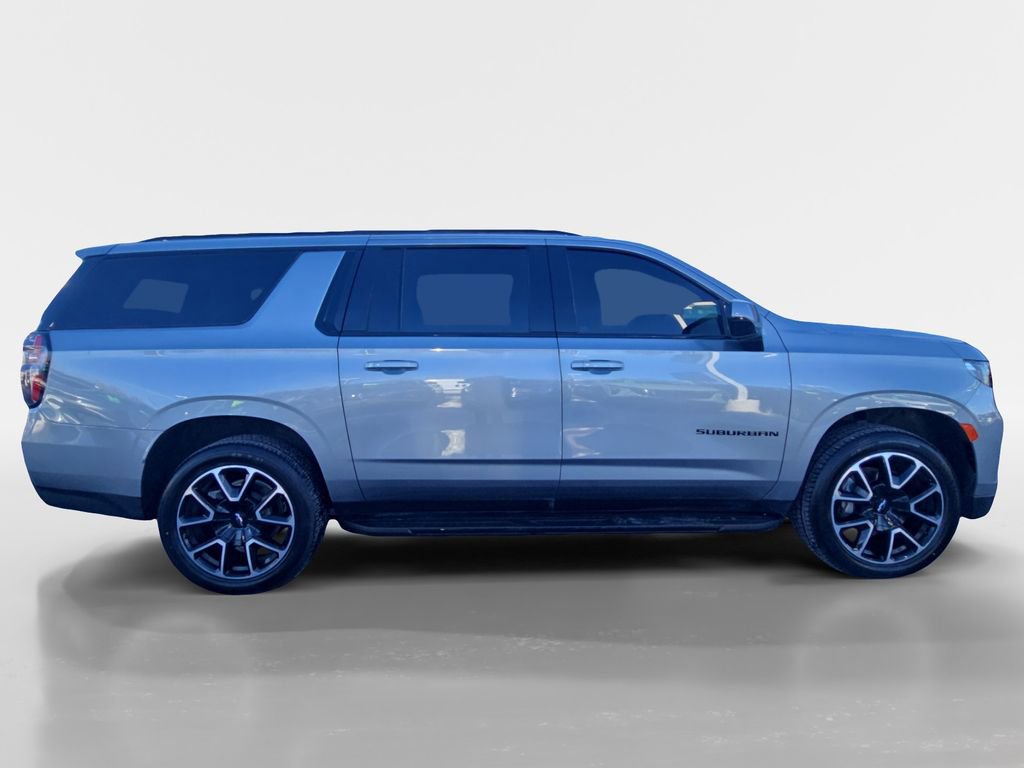 Used 2023 Chevrolet Suburban RST image 6