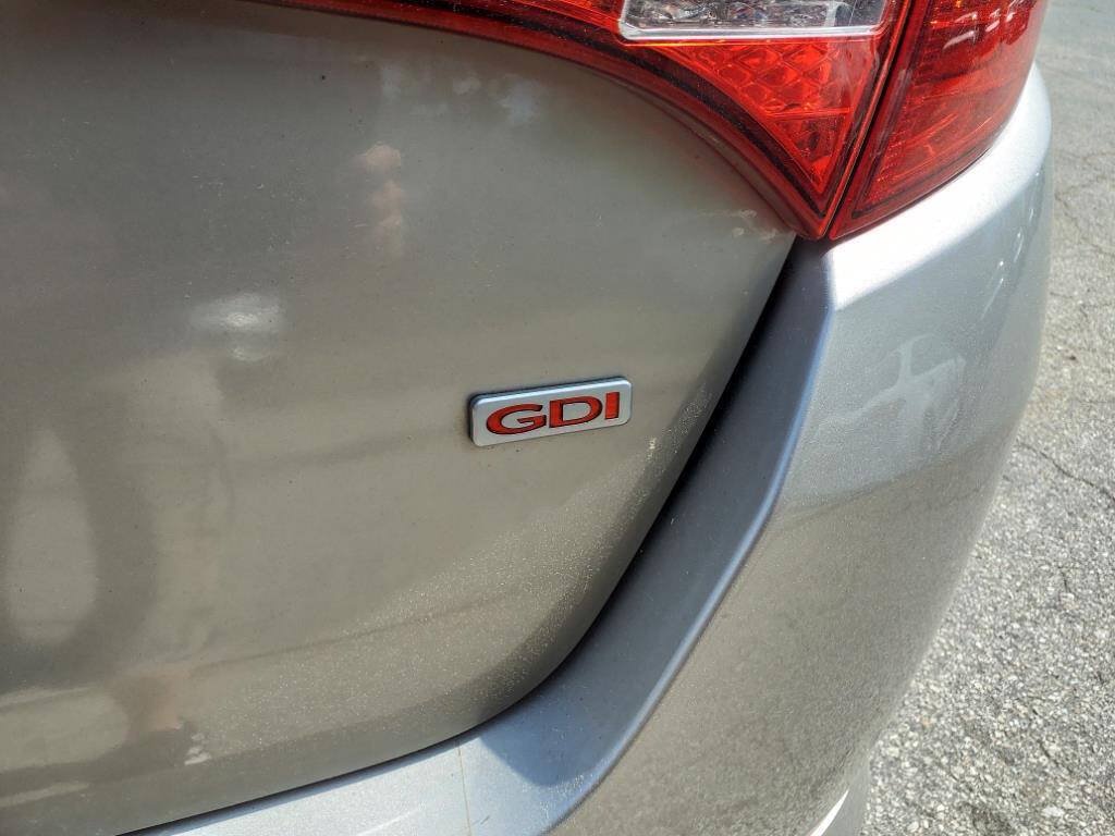Used 2012 Kia Optima LX FWD image 5