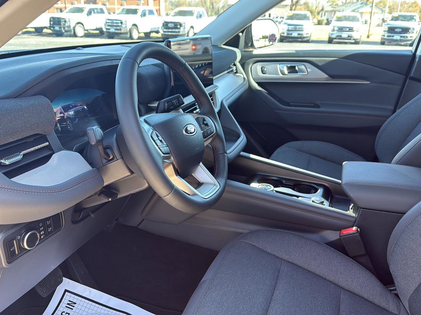 New 2026 Ford Explorer Active image 15