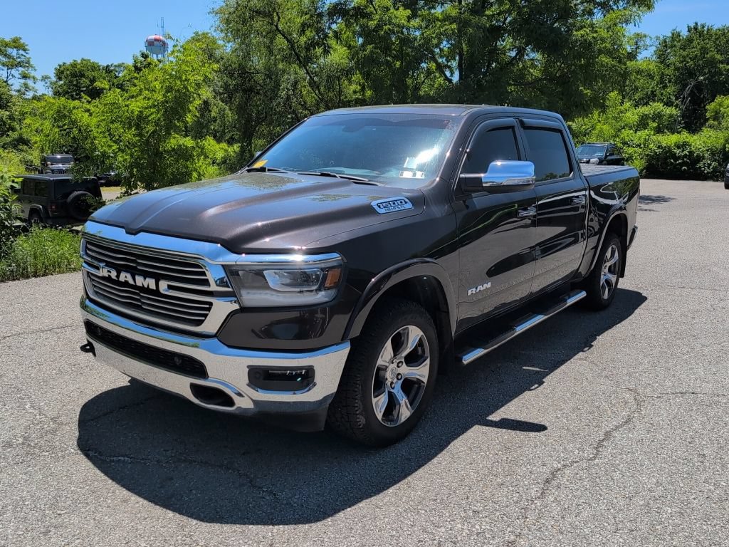 Used 2019 RAM 1500 Laramie AWD/4WD image 3