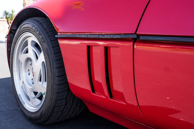 Used 1990 Chevrolet Corvette ZR-1 RWD image 55
