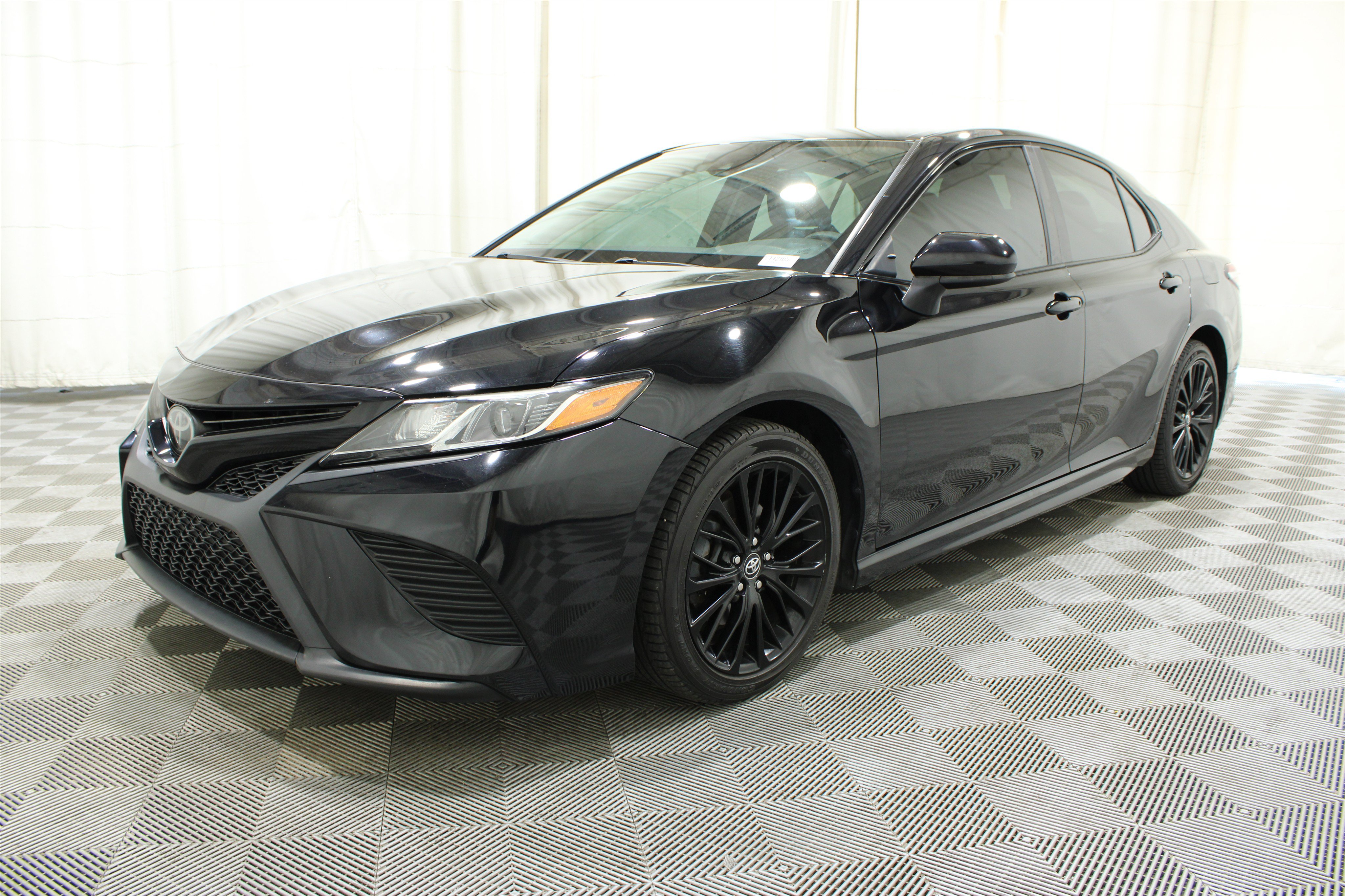 Used 2020 Toyota Camry SE w/ Protection Package (Q2) FWD image 31