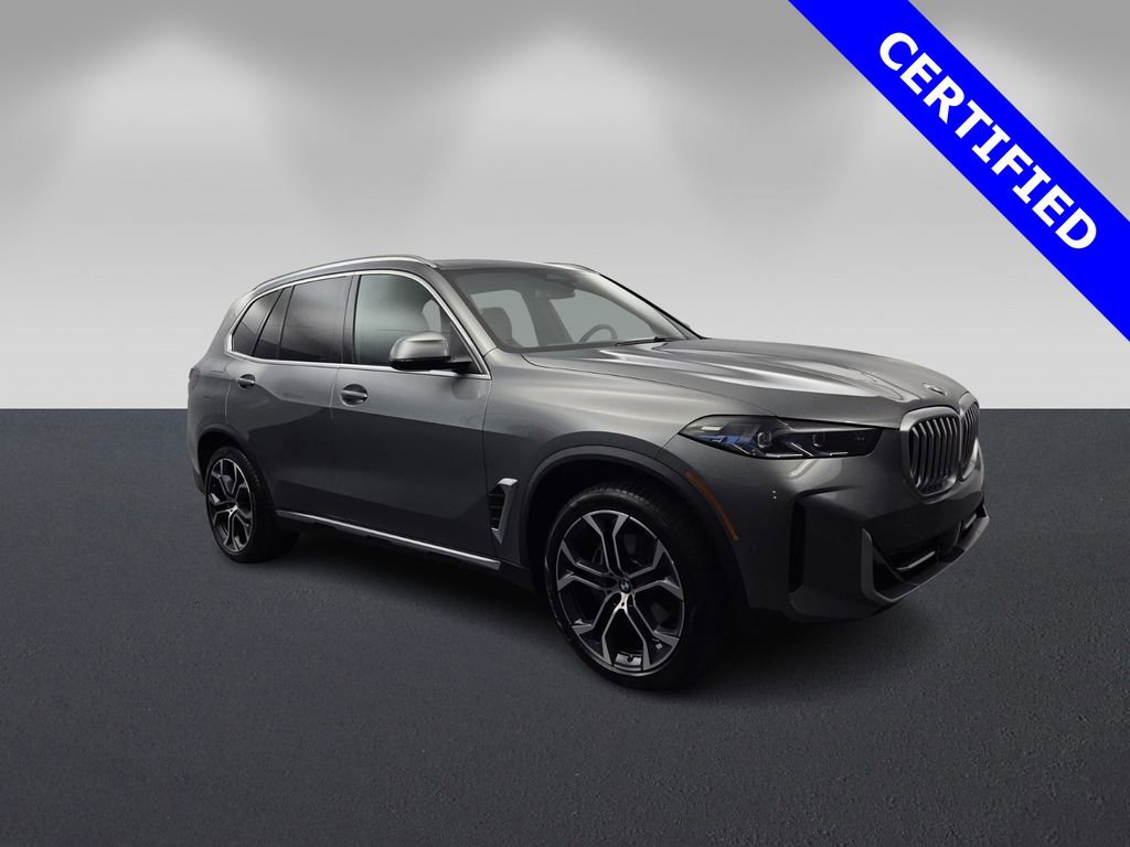 Certified 2024 BMW X5 sDrive40i w/ Premium Package image 1