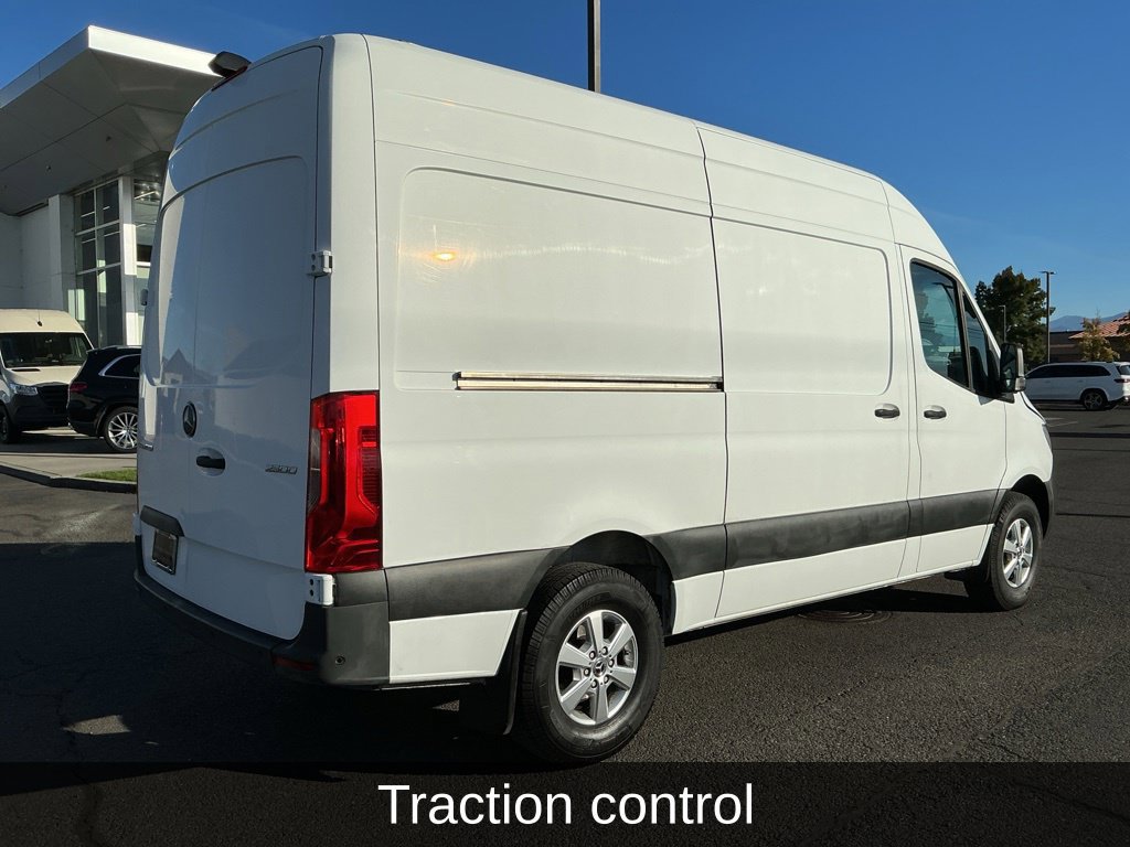 Used 2019 Mercedes-Benz Sprinter 144 image 4