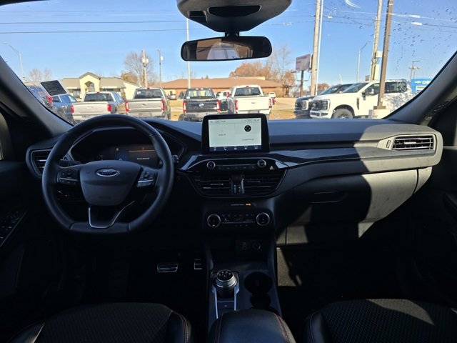 Used 2024 Ford Escape ST-Line image 13
