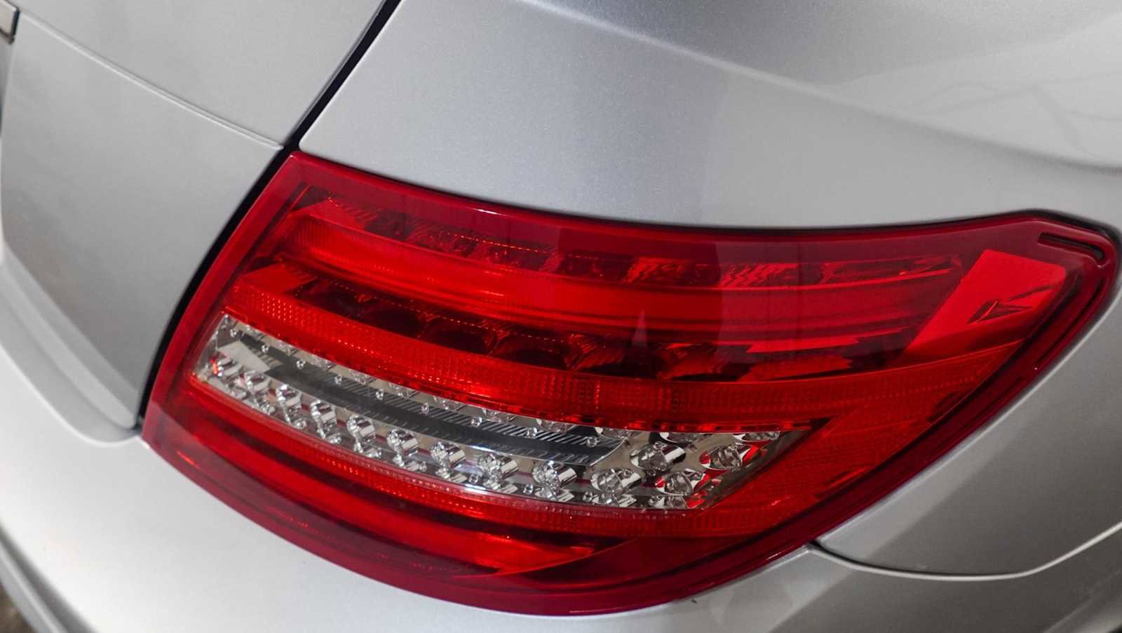 Used 2015 Mercedes-Benz C 250 Coupe image 13