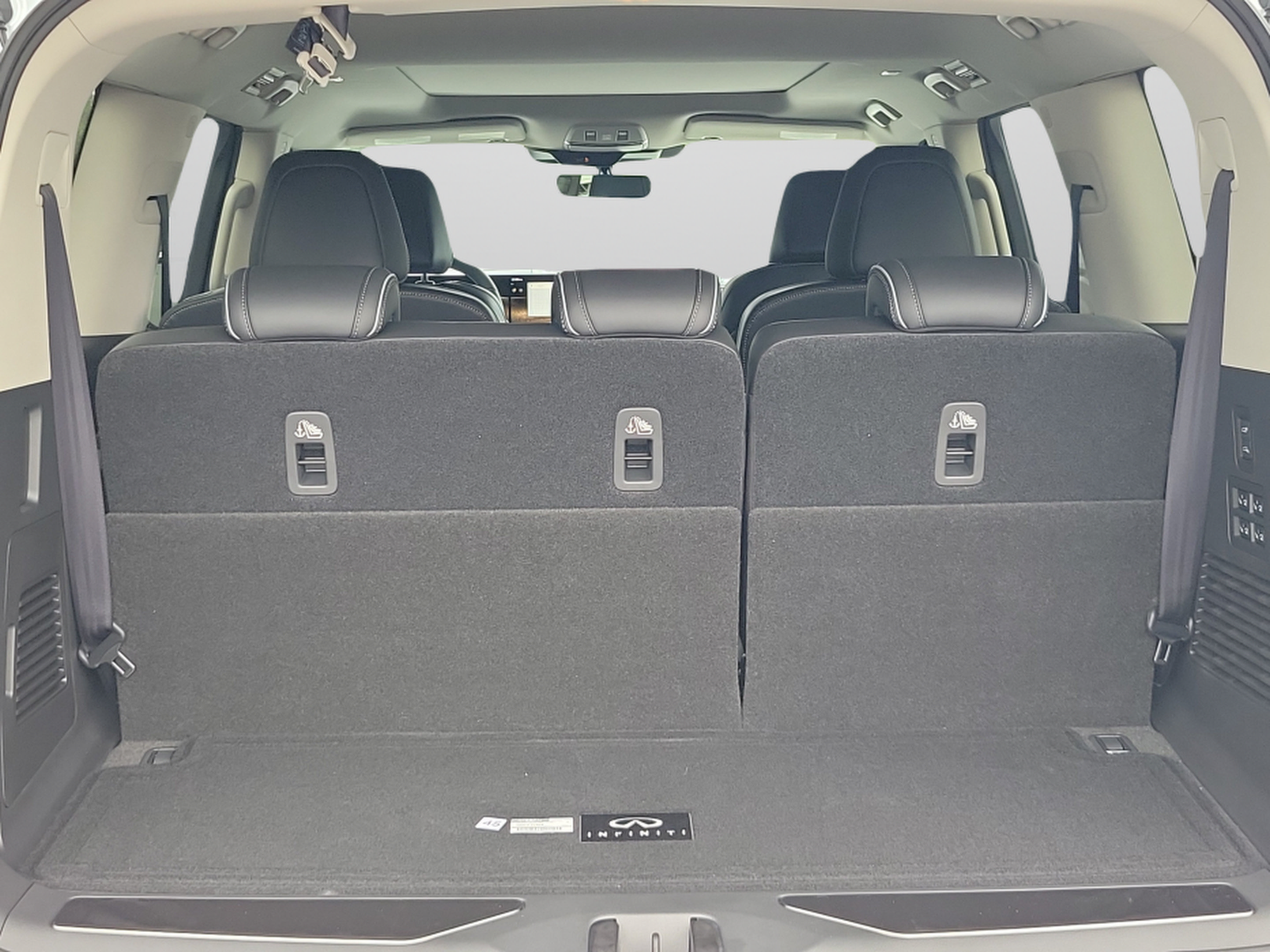New 2027 INFINITI QX80 Luxe w/ Cargo Package RWD image 5