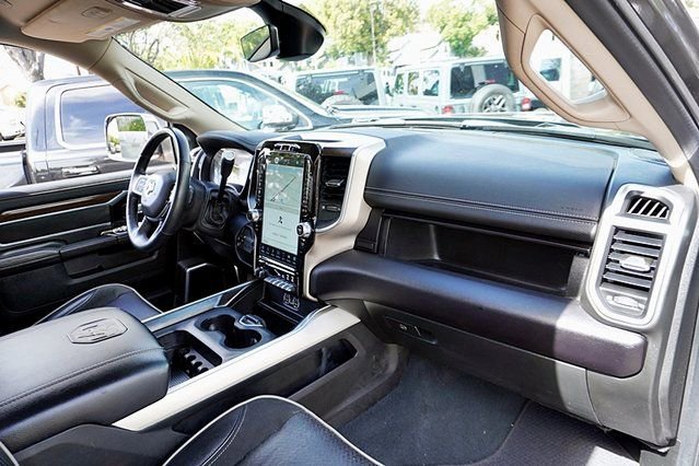 Used 2022 RAM 2500 Laramie image 10