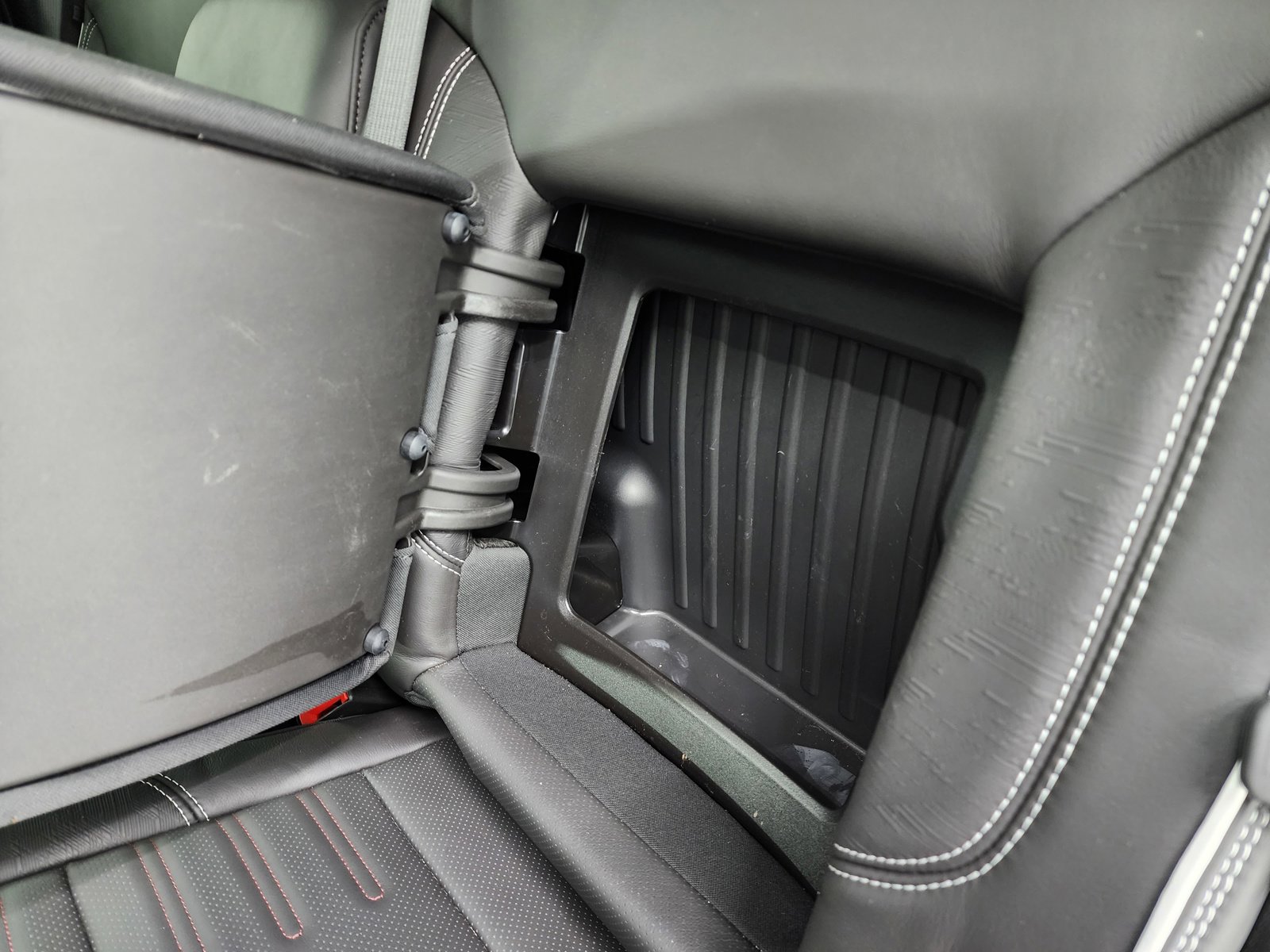 Used 2024 GMC Sierra 1500 AT4X image 44