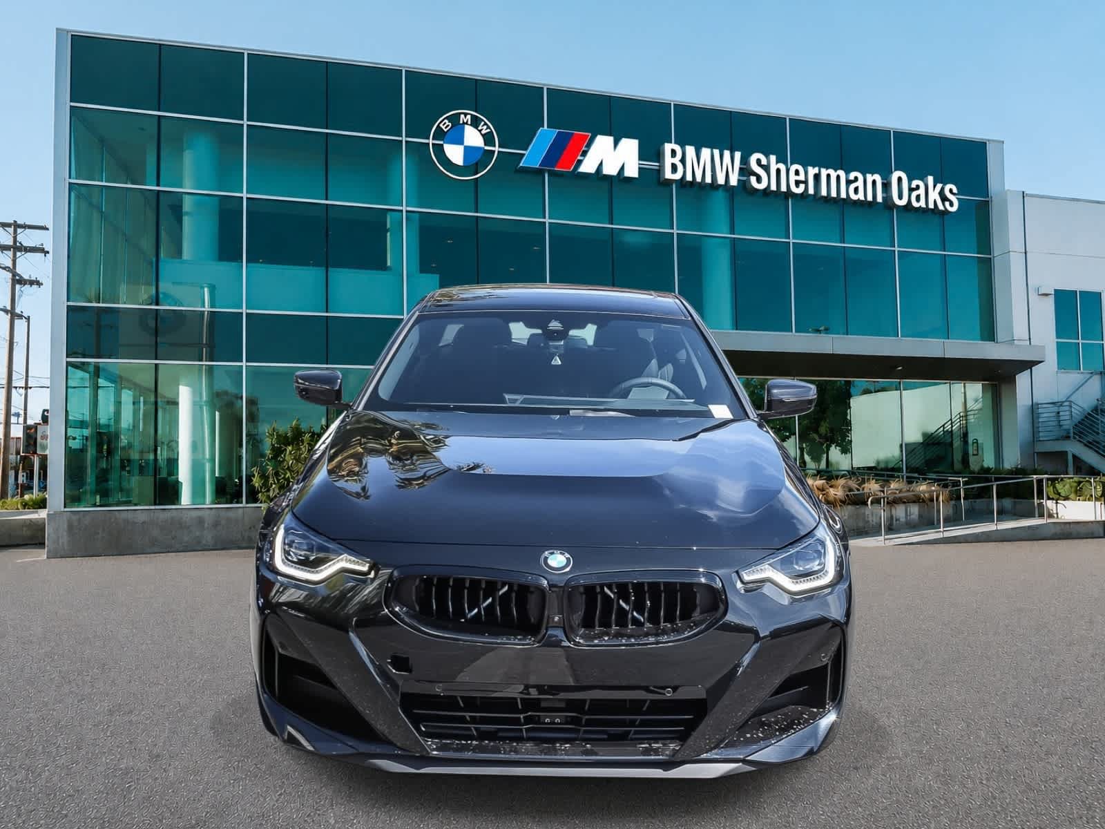 New 2026 BMW 230i Coupe w/ Premium Package RWD image 2