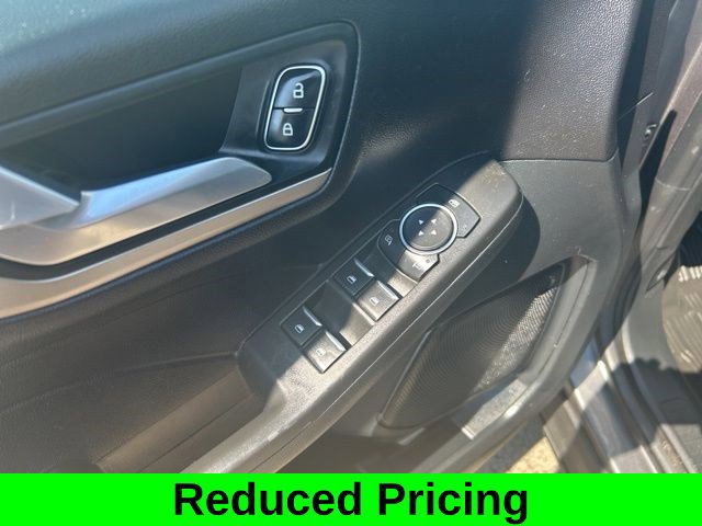 Used 2021 Ford Escape SEL AWD/4WD image 12