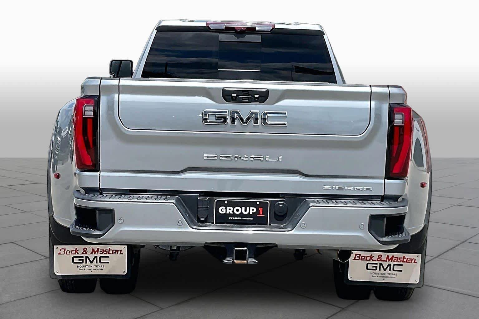 Certified 2024 GMC Sierra 3500 Denali Ultimate AWD/4WD image 5