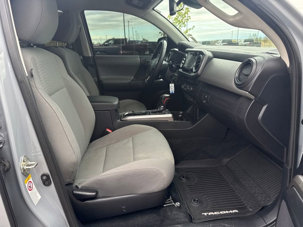 Used 2019 Toyota Tacoma SR5 image 28