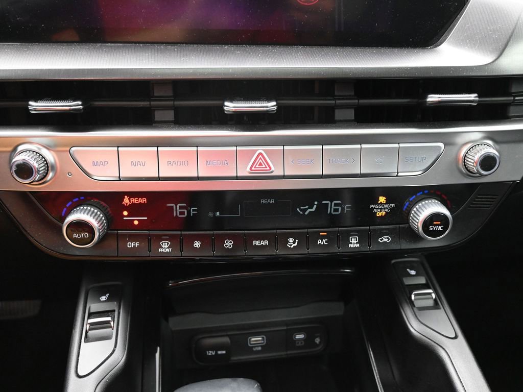 Used 2025 Kia Telluride S image 21