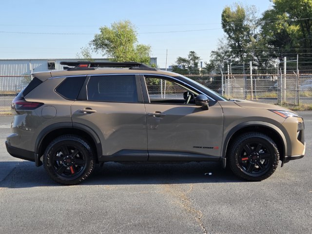 New 2026 Nissan Rogue SV AWD/4WD image 6
