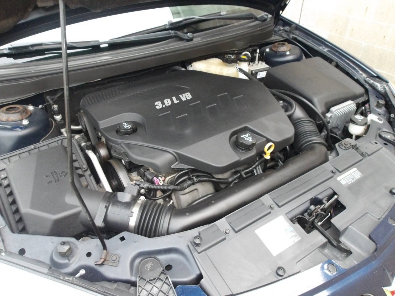 Used 2009 Pontiac G6 GT w/ Sport Package 1 FWD image 27