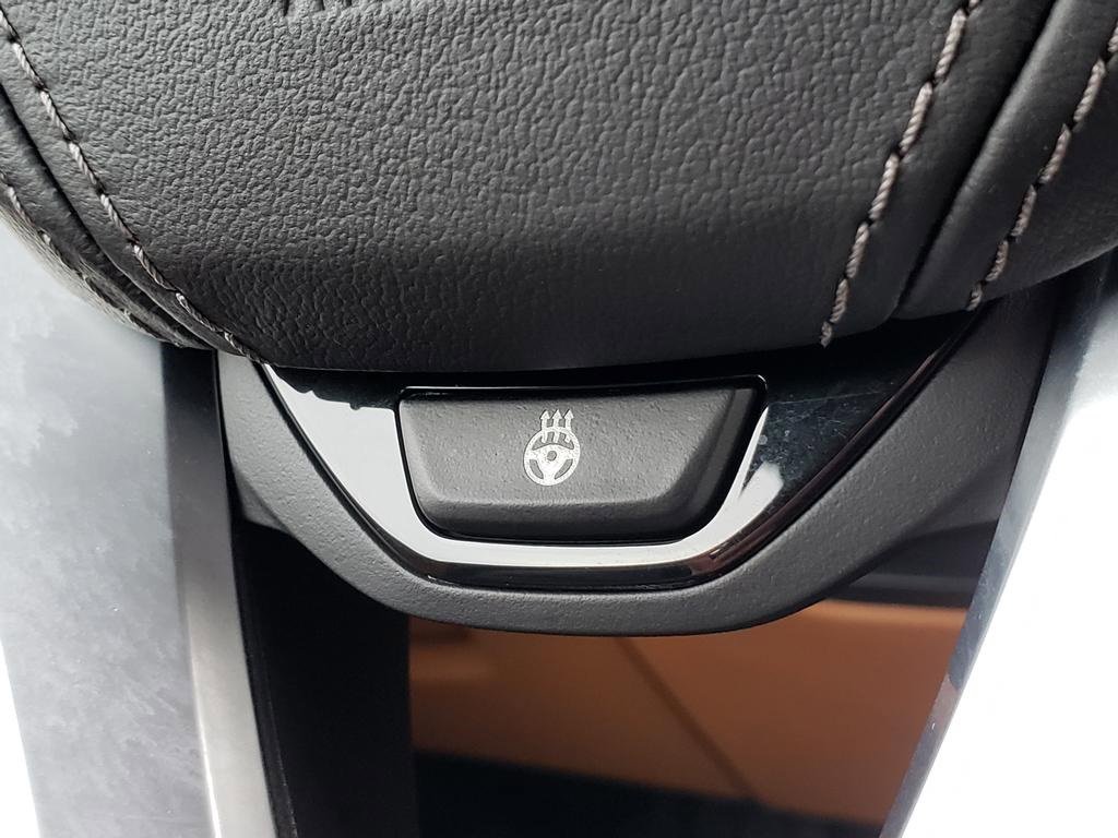 Used 2022 BMW 530i xDrive w/ Convenience Package image 26