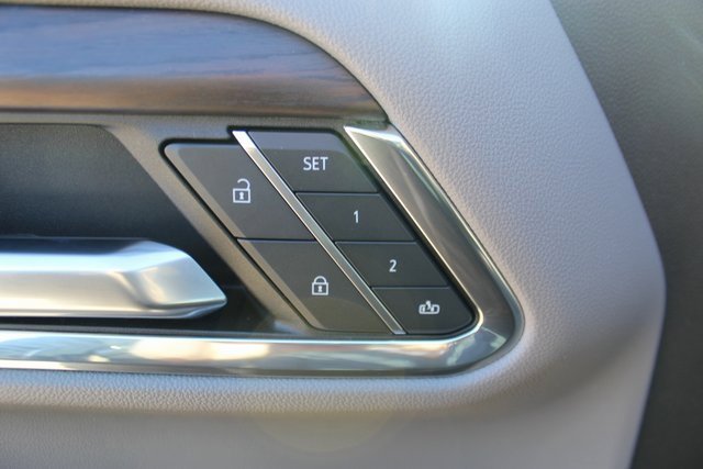 Used 2023 GMC Sierra 1500 SLT image 14