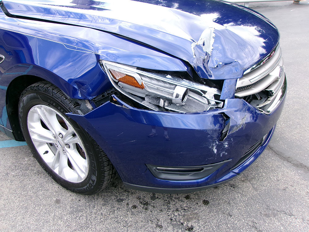 Used 2014 Ford Taurus SEL w/ Equipment Group 201A image 4