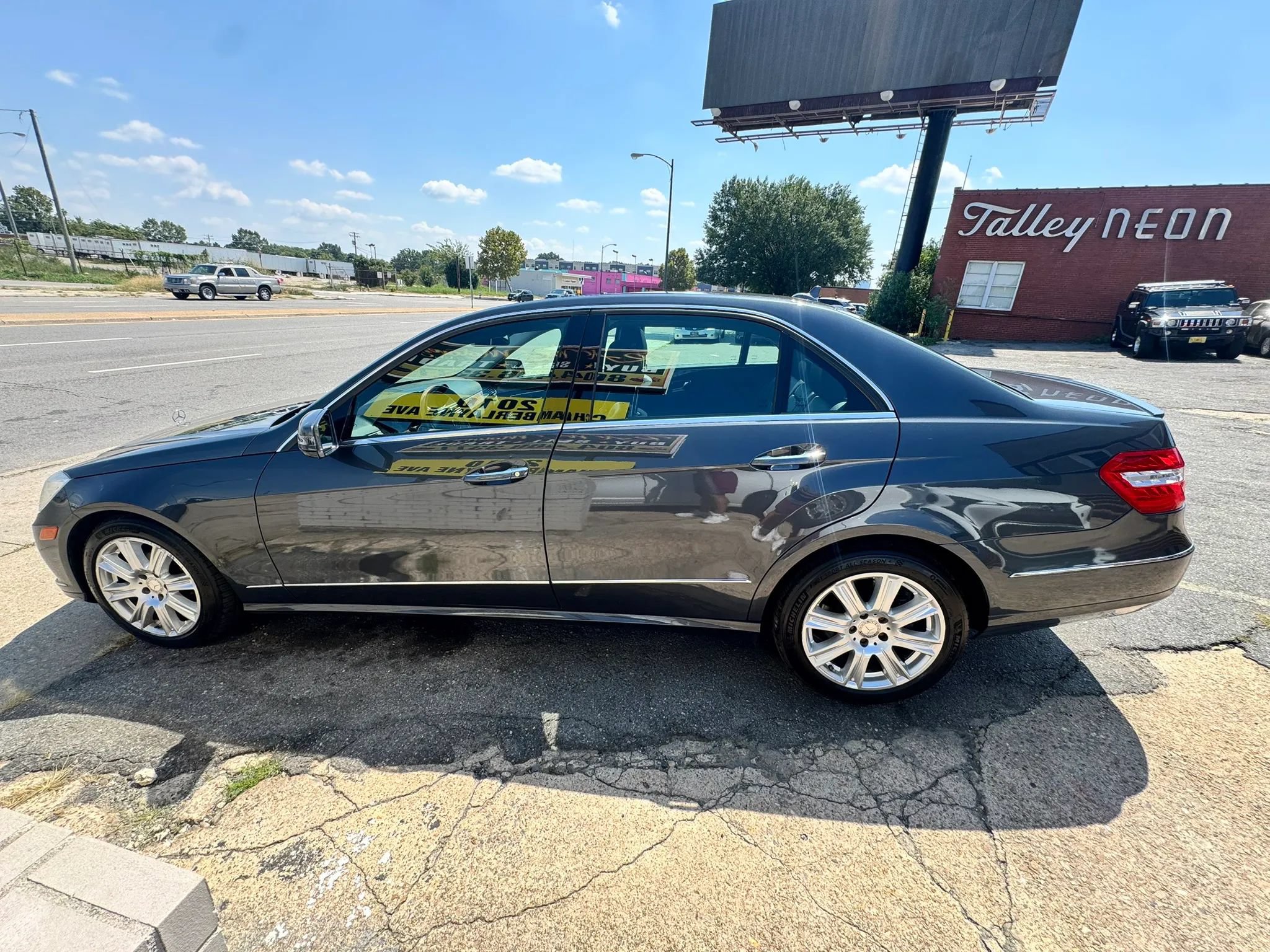 Used 2013 Mercedes-Benz E 350 4MATIC Sedan image 6