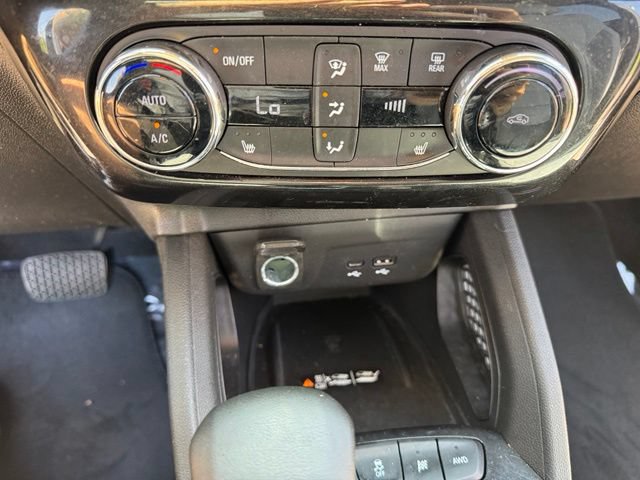 Used 2024 Chevrolet TrailBlazer LT w/ Convenience Package AWD/4WD image 17