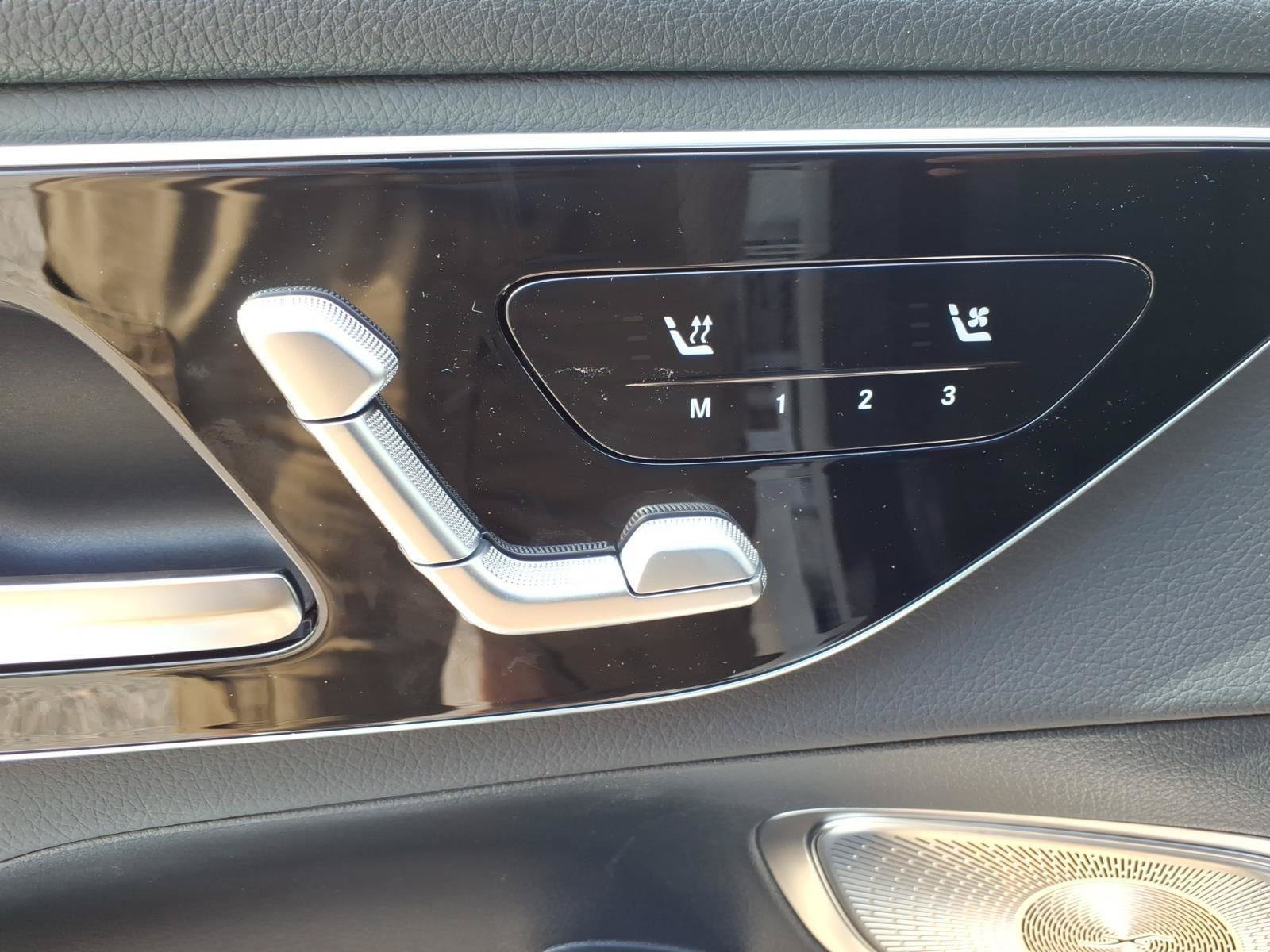 New 2026 Mercedes-Benz GLC 300 4MATIC image 14