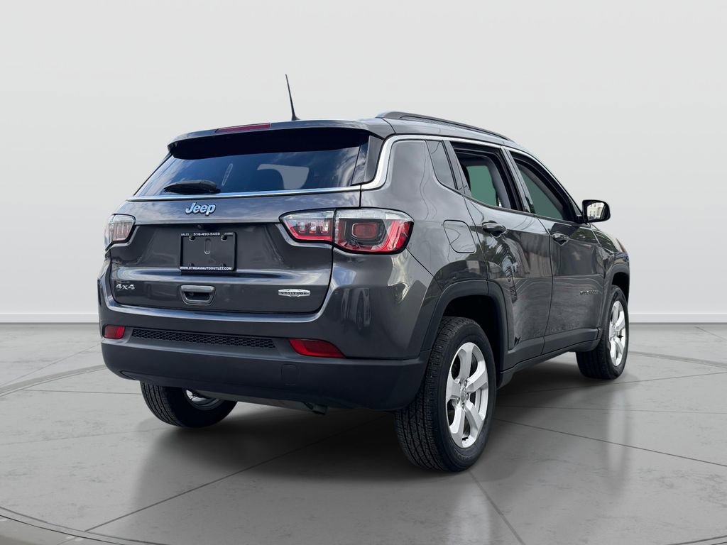 Used 2019 Jeep Compass Latitude AWD/4WD image 7