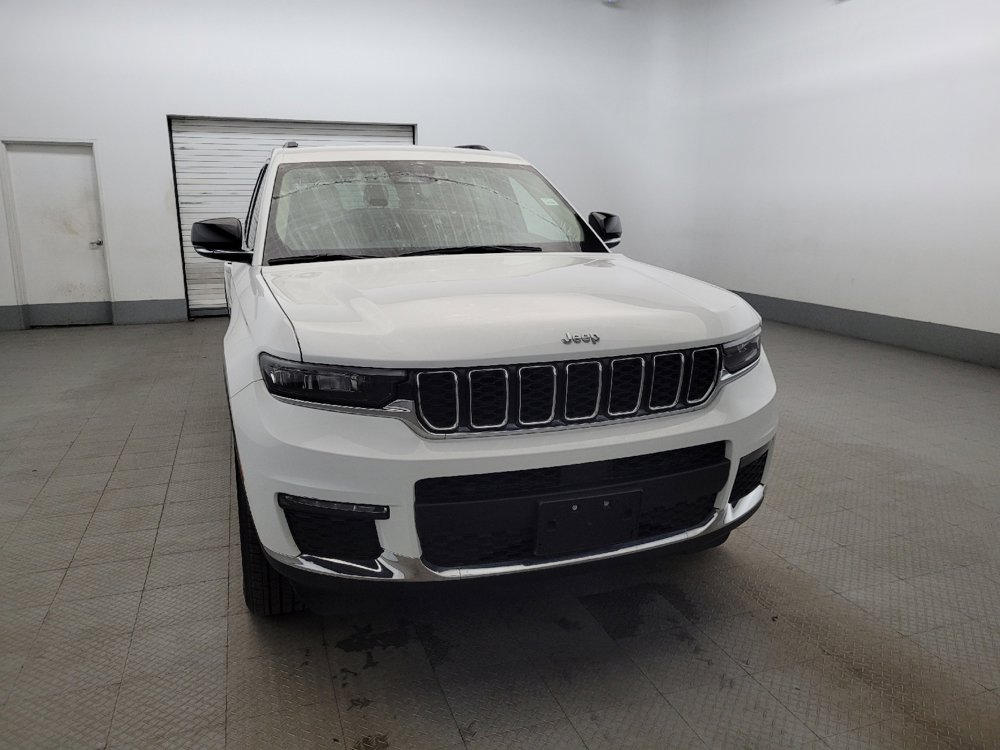 Used 2022 Jeep Grand Cherokee L Limited image 14