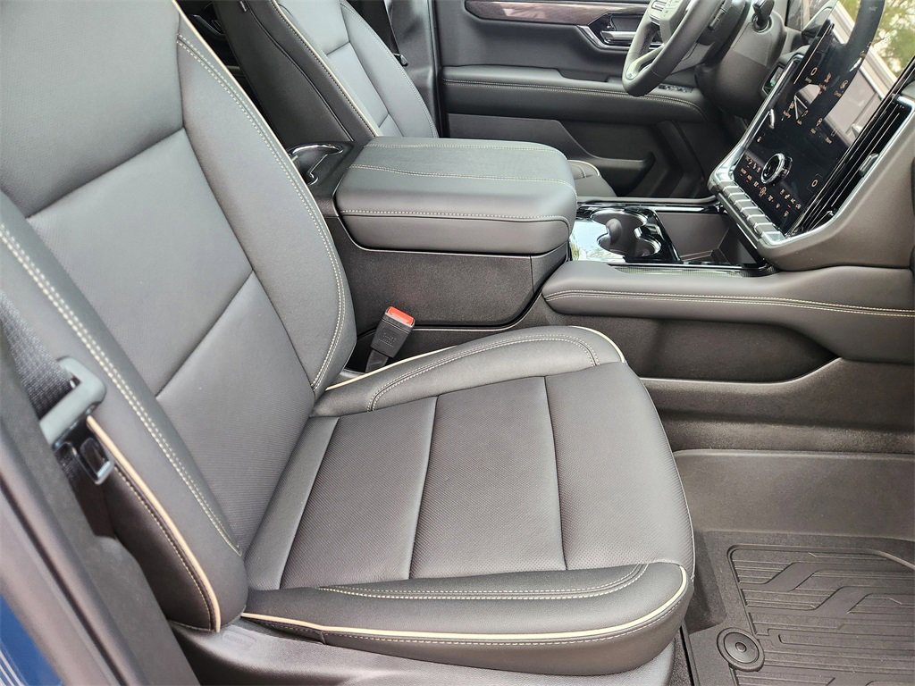 New 2026 GMC Yukon Elevation w/ Elevation Premium Package image 9
