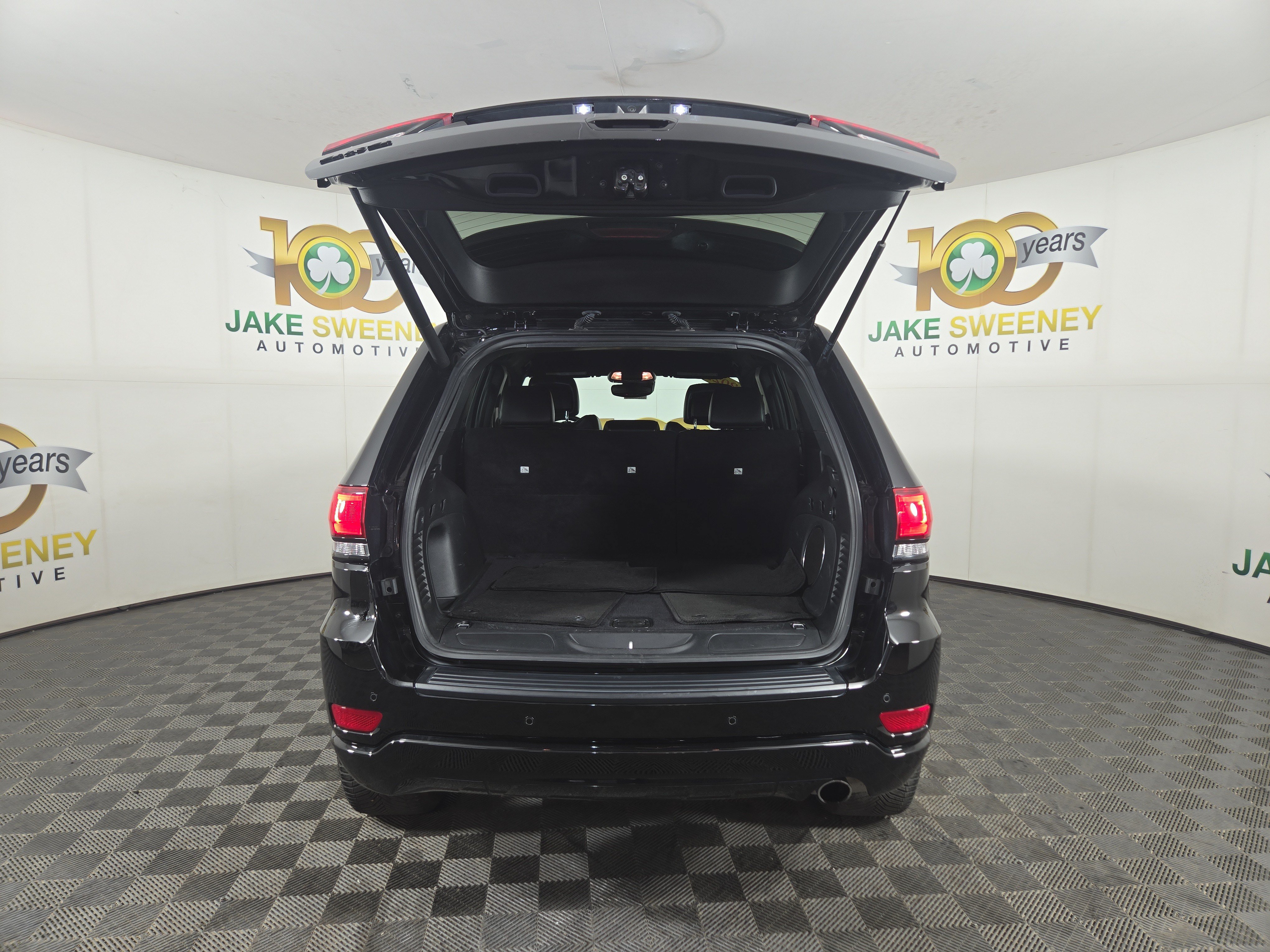 Used 2022 Jeep Grand Cherokee Laredo X AWD/4WD image 33
