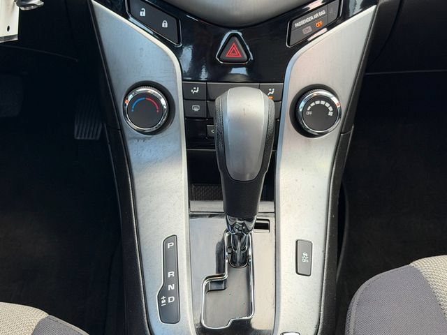 Used 2014 Chevrolet Cruze LS FWD image 20