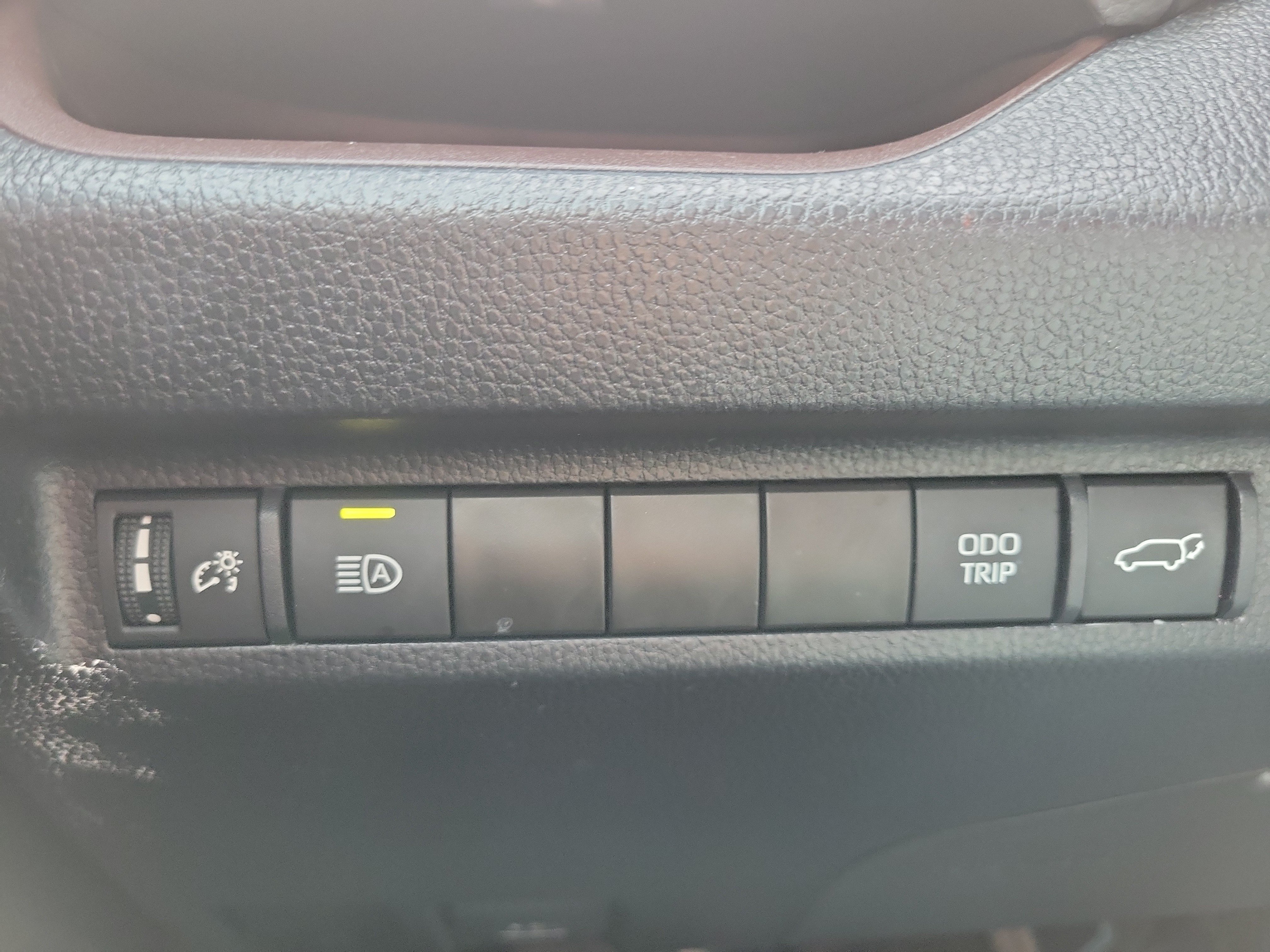 Used 2024 Toyota RAV4 Limited FWD image 29