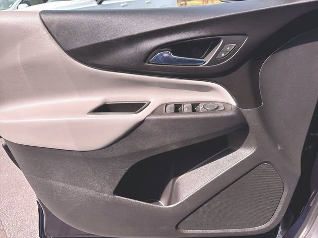 Used 2020 Chevrolet Equinox LS w/ LS Convenience Package image 21