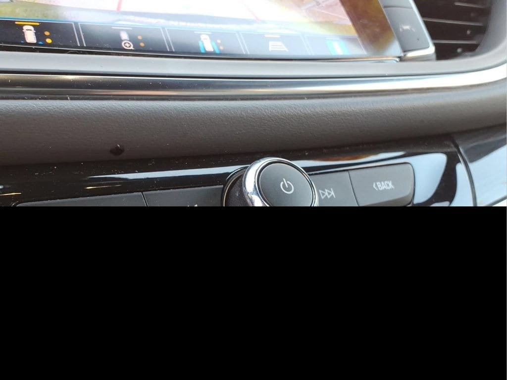 Used 2024 Buick Enclave Premium FWD image 13