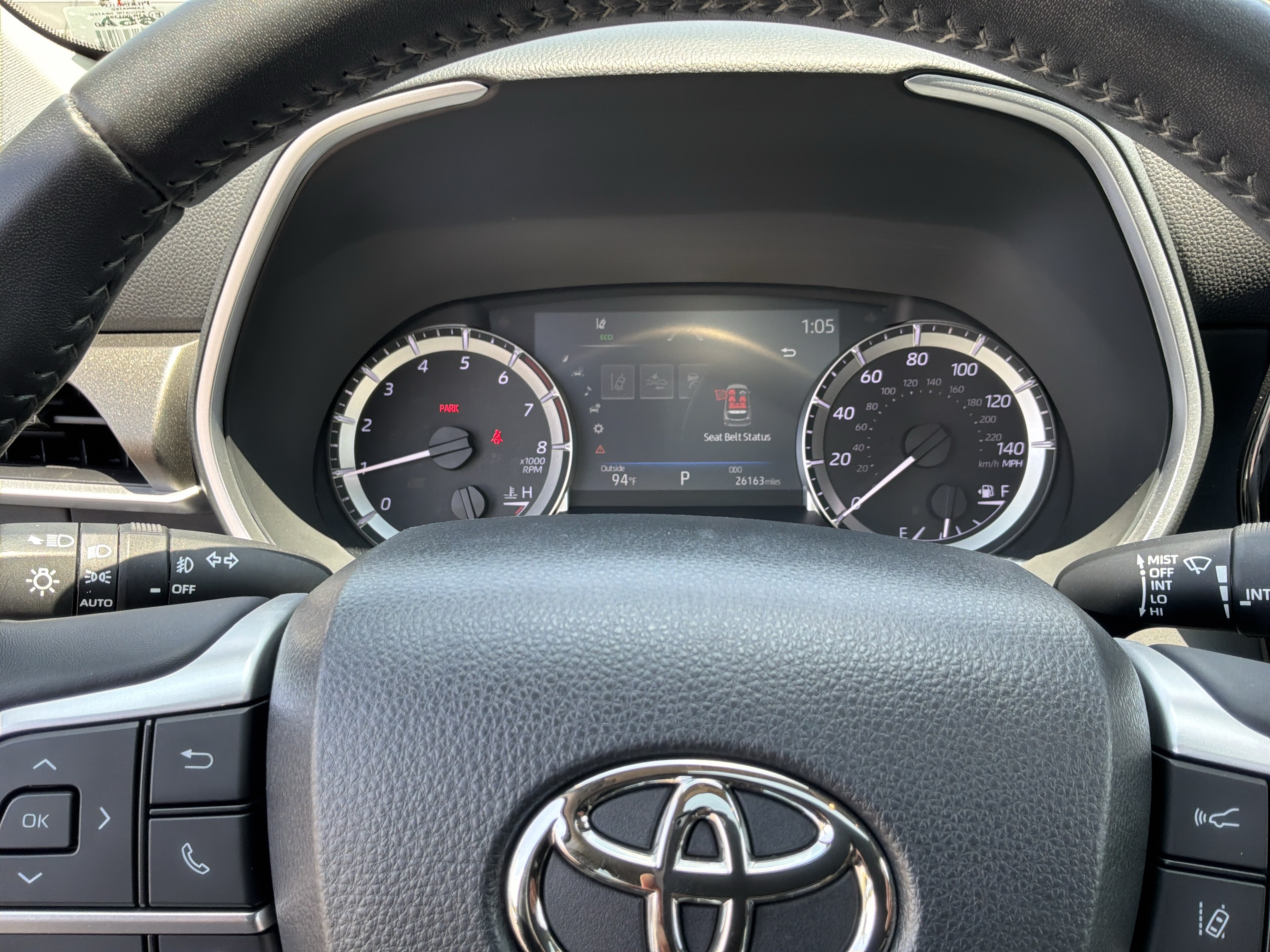 Used 2023 Toyota Highlander XLE FWD image 22