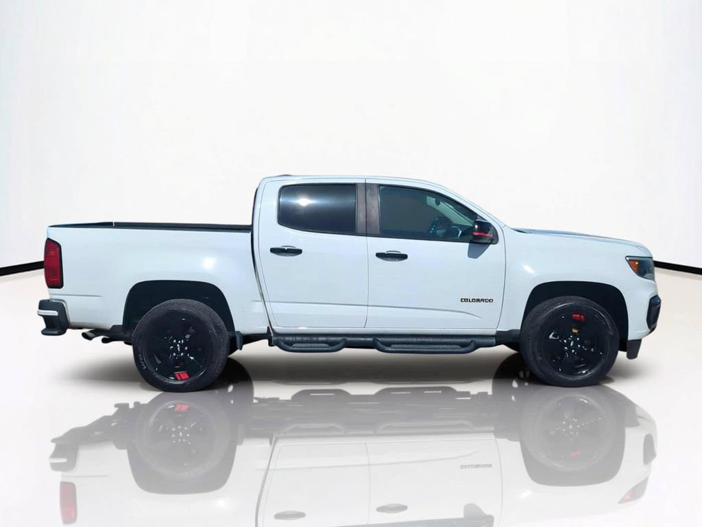 Used 2022 Chevrolet Colorado LT w/ Redline Special Edition RWD image 4