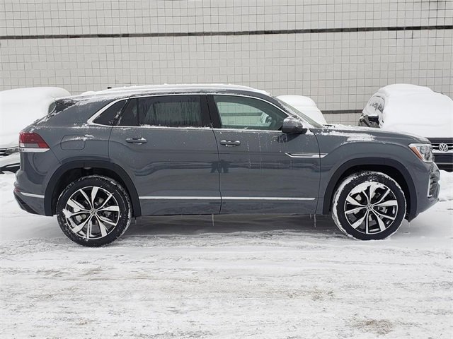 New 2026 Volkswagen Atlas Cross Sport SEL Premium R-Line image 2