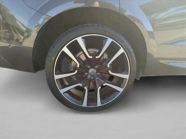 Used 2024 Volvo XC60 T8 Ultimate w/ Protection Package Premier image 28