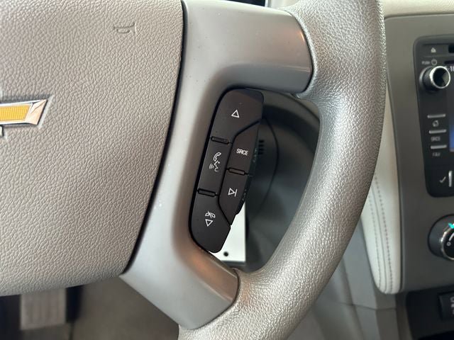 Used 2015 Chevrolet Traverse LS FWD image 17