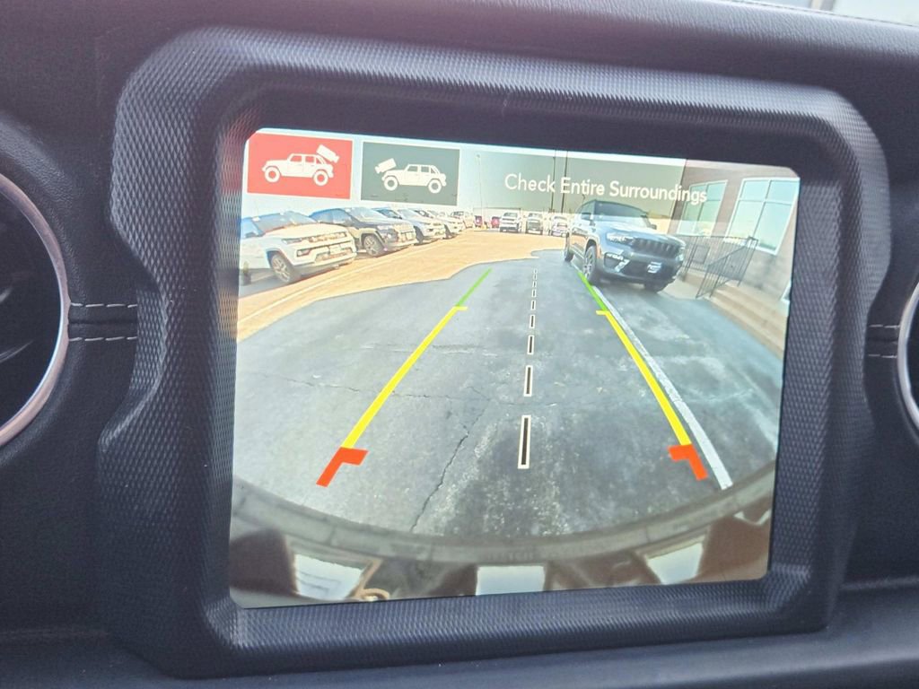 Used 2022 Jeep Wrangler Unlimited Sahara w/ Safety Group image 35