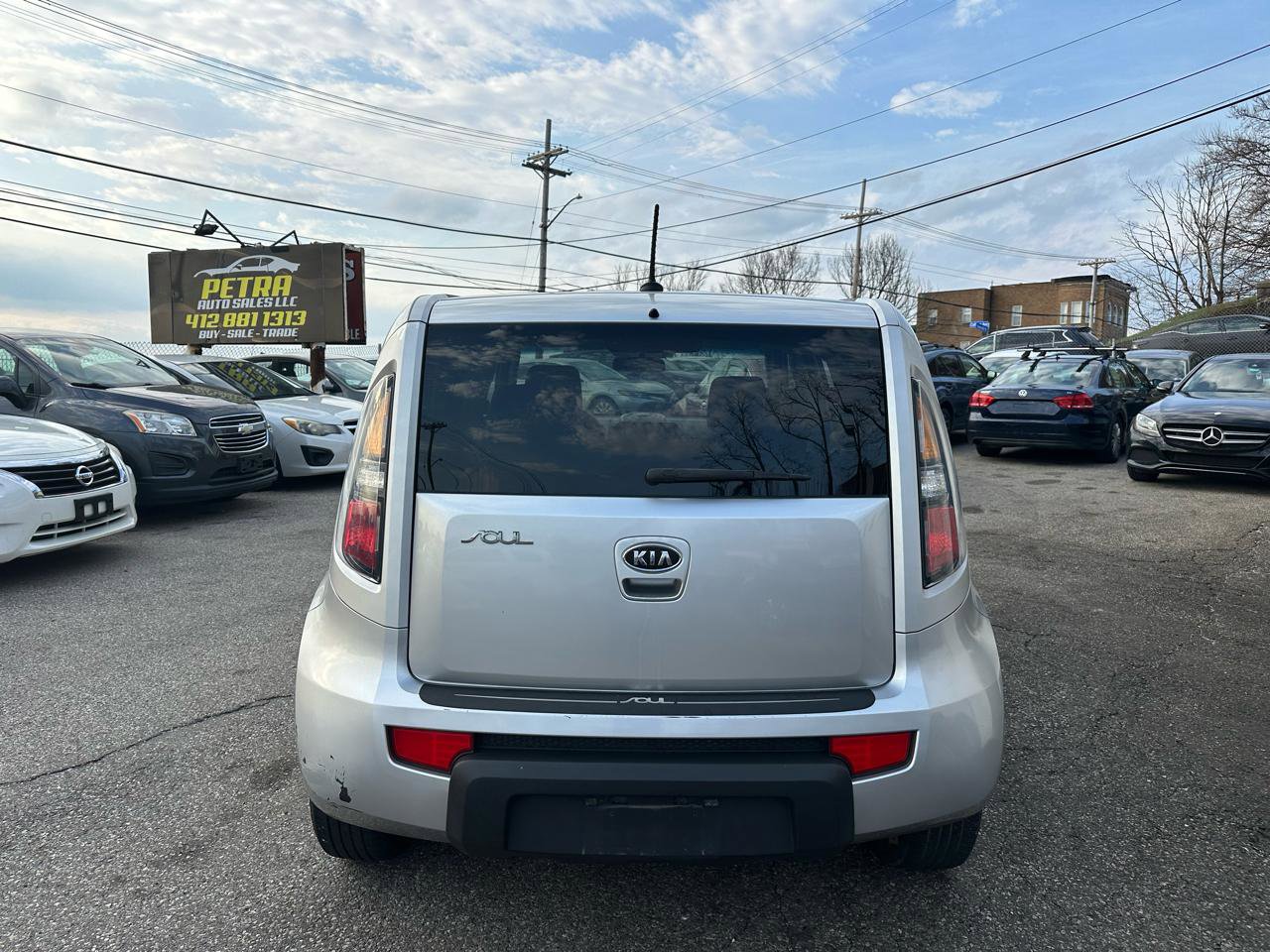 Used 2011 Kia Soul + image 9