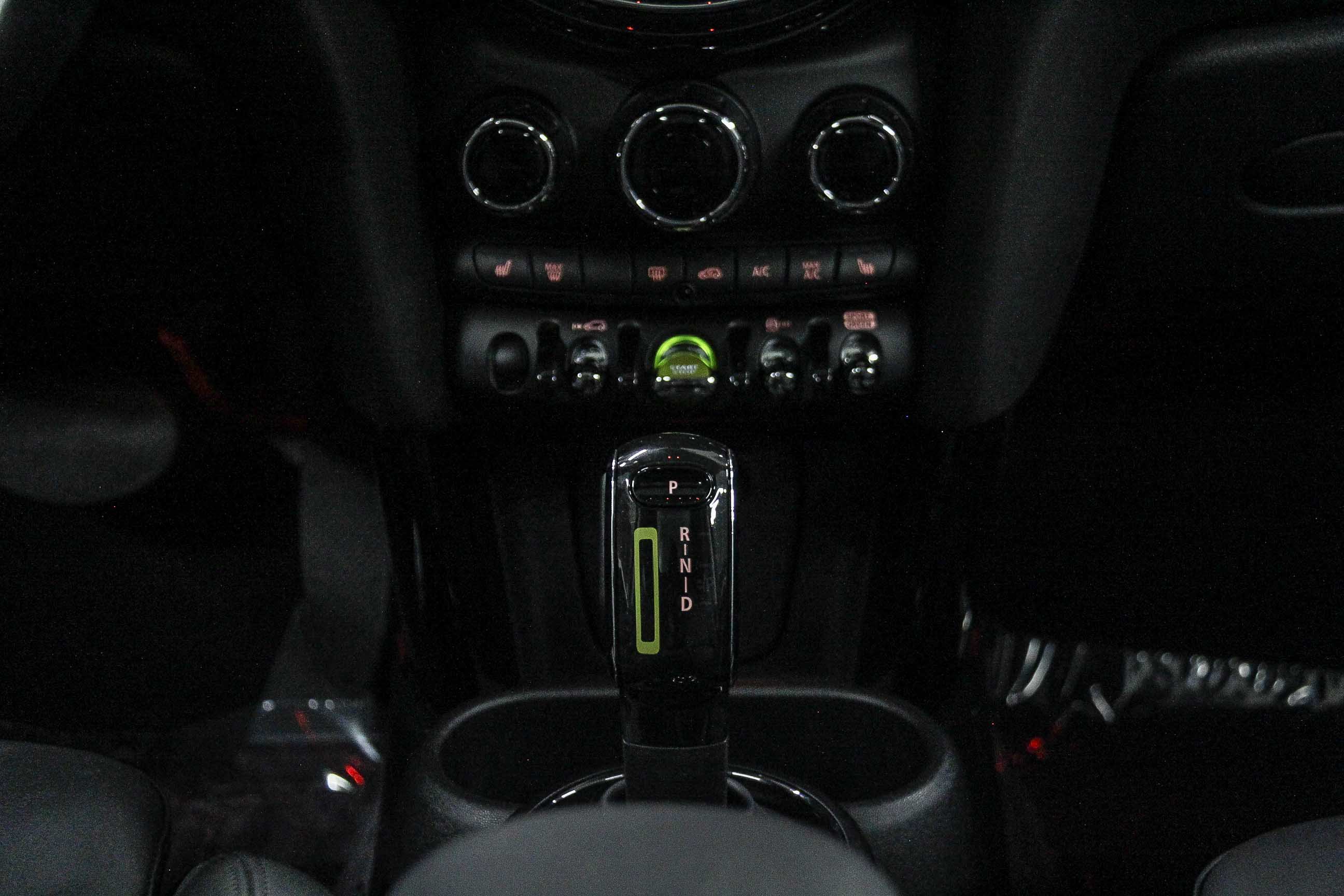 Used 2024 MINI Cooper SE FWD image 14