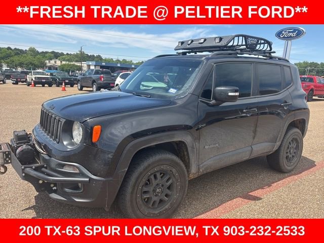 Used 2018 Jeep Renegade Altitude w/ Safety & Security Group AWD/4WD image 3