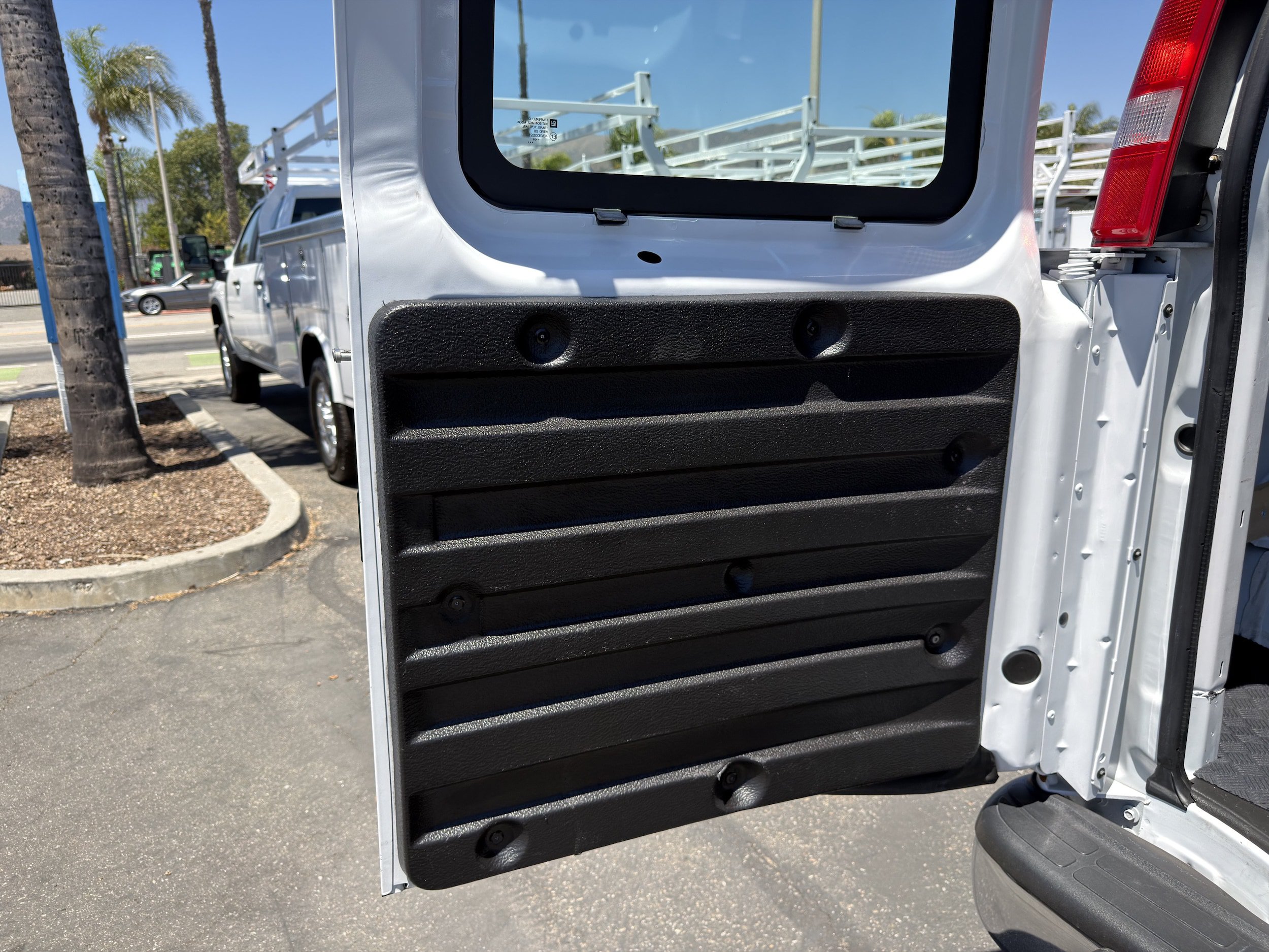 Used 2024 Chevrolet Express 2500 w/ Driver Convenience Package RWD image 22