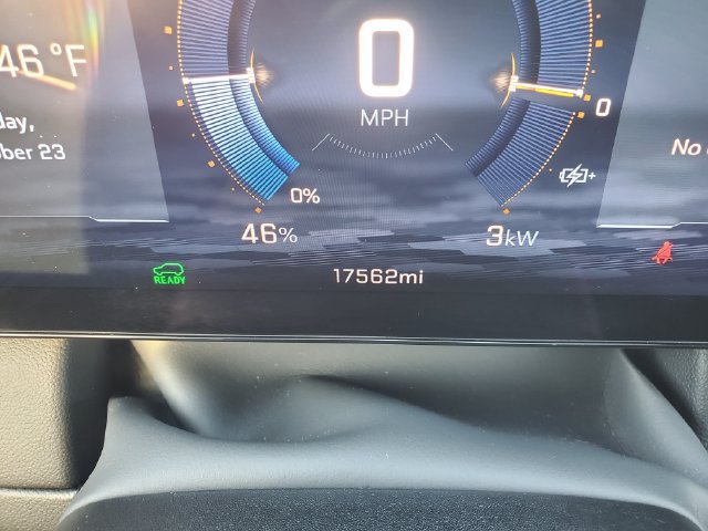Certified 2025 Chevrolet Equinox EV LT FWD image 26