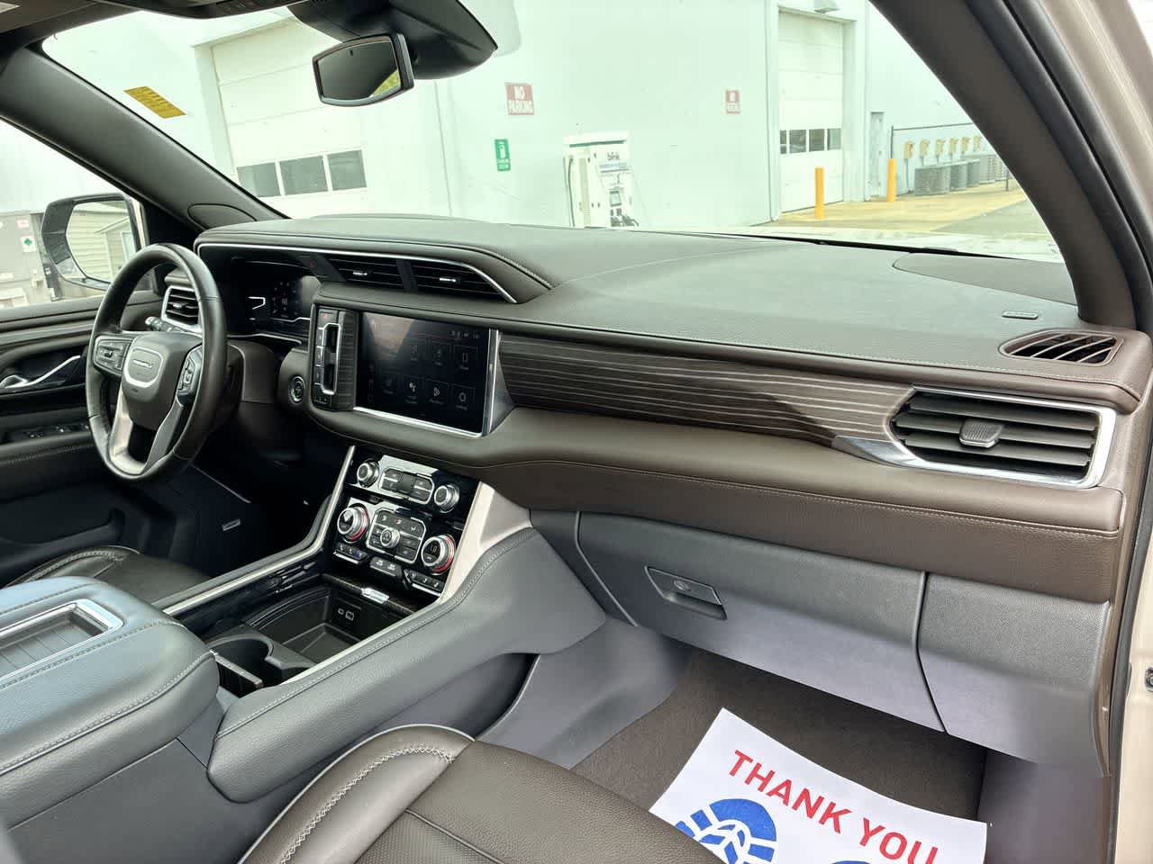 Used 2024 GMC Yukon XL Denali image 29