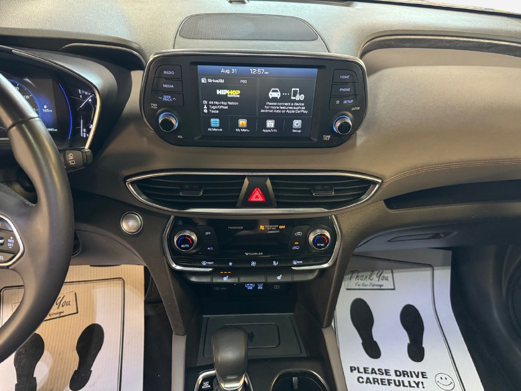 Used 2020 Hyundai Santa Fe SEL w/ Convenience + Premium Package AWD/4WD image 22
