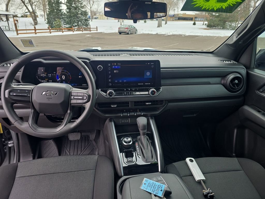 Used 2024 Chevrolet Colorado Trail Boss w/ Technology Package image 14